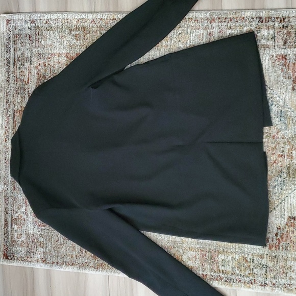 🌟 Camila Coelho Brenna Black Blazer - Picture 10 of 10
